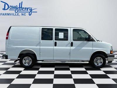 2025 Chevrolet Express Cargo WT