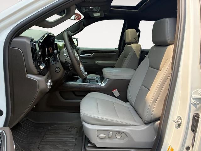 2026 GMC Sierra 1500 SLT - Photo 9