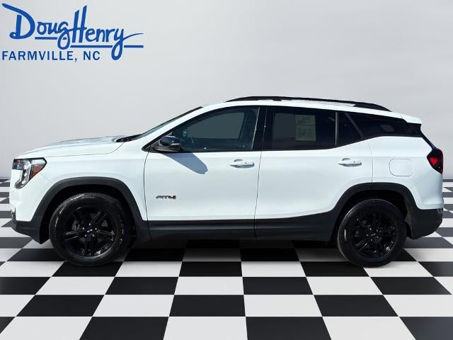 2023 GMC Terrain AT4