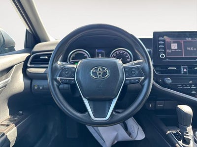 2024 Toyota Camry Hybrid LE