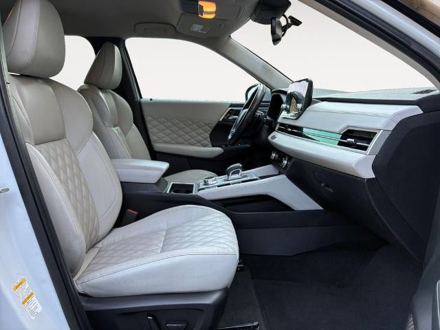 2022 Mitsubishi Outlander SEL