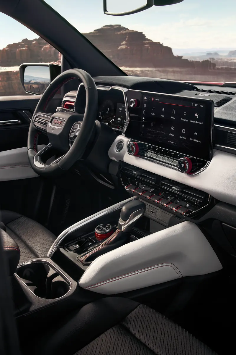 2026 GMC Canyon infotainment system at Doug Henry GMC in FARMVILLE NC