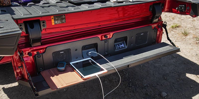 2022 GMC Sierra charging port