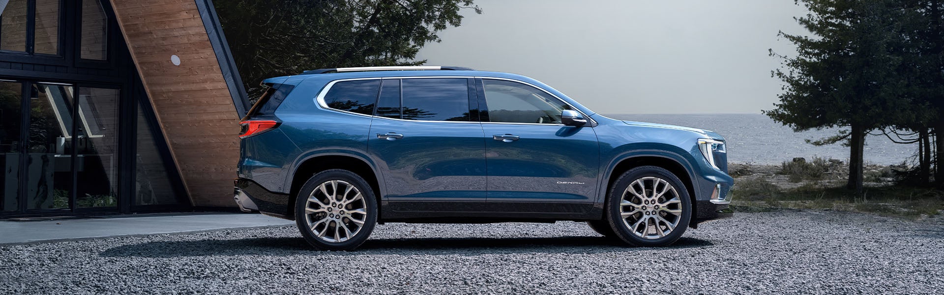 GMC Acadia at Doug Henry GMC side view